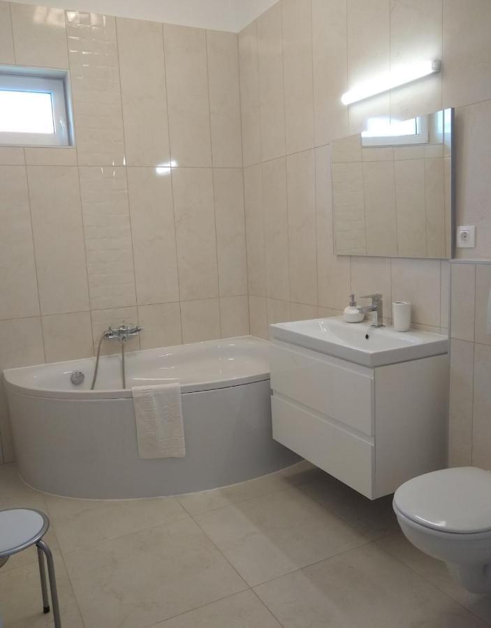 Tandem Apartman Kapolnasnyek Exterior foto