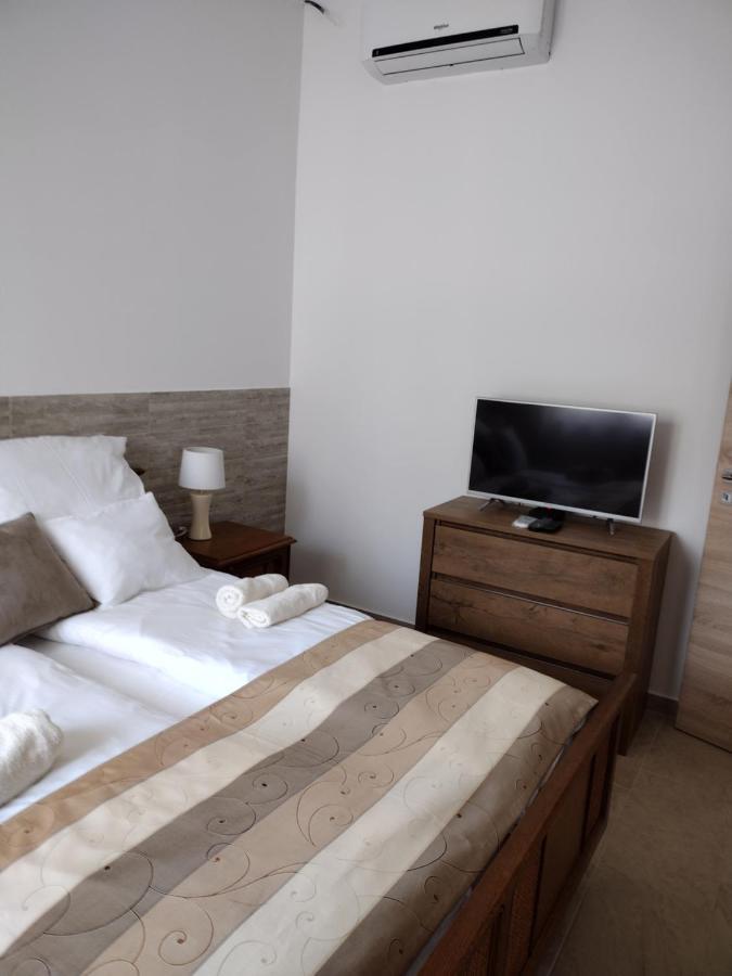 Tandem Apartman Kapolnasnyek Exterior foto